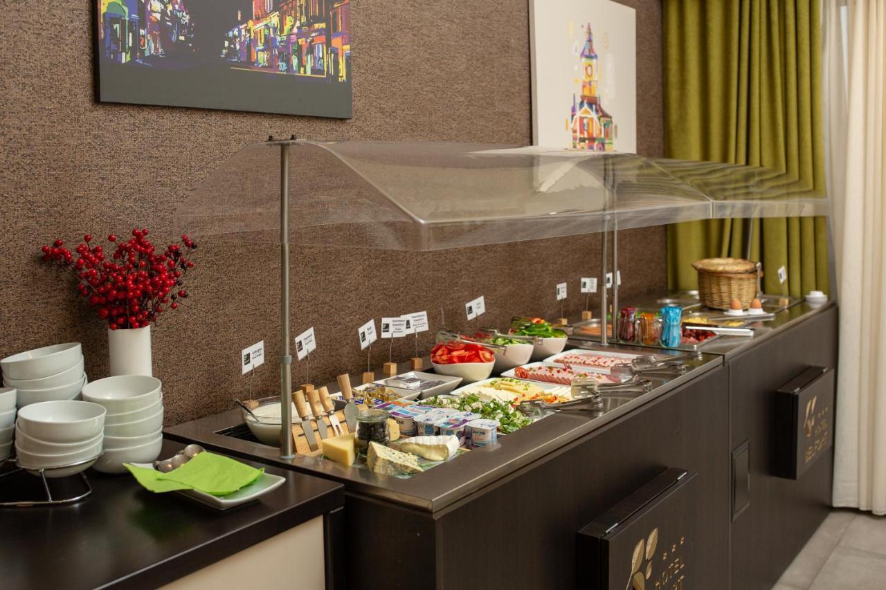 Belfort Hotel Brasov Bagian luar foto