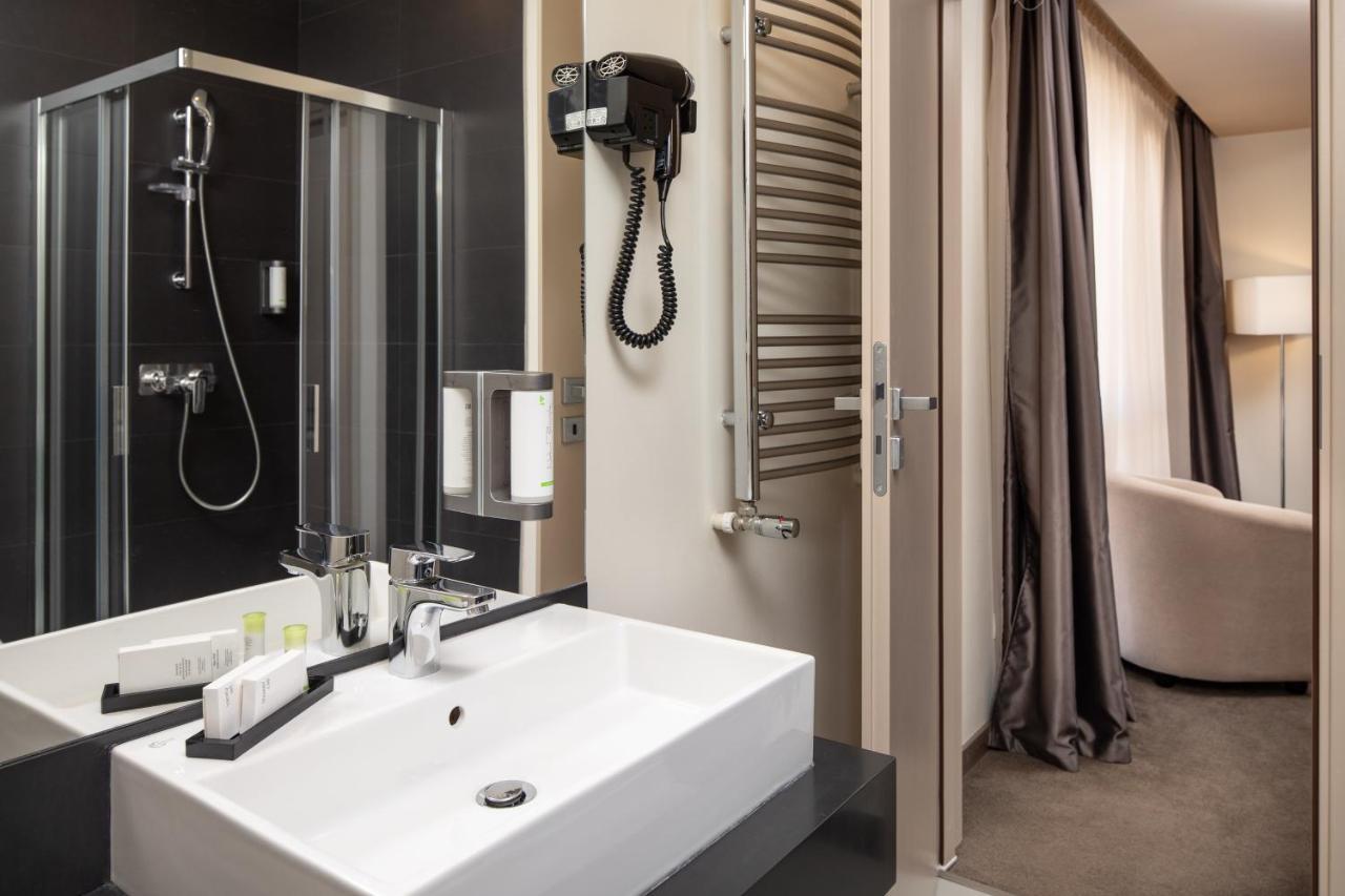 Belfort Hotel Brasov Bagian luar foto