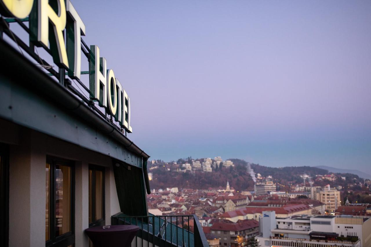 Belfort Hotel Brasov Bagian luar foto