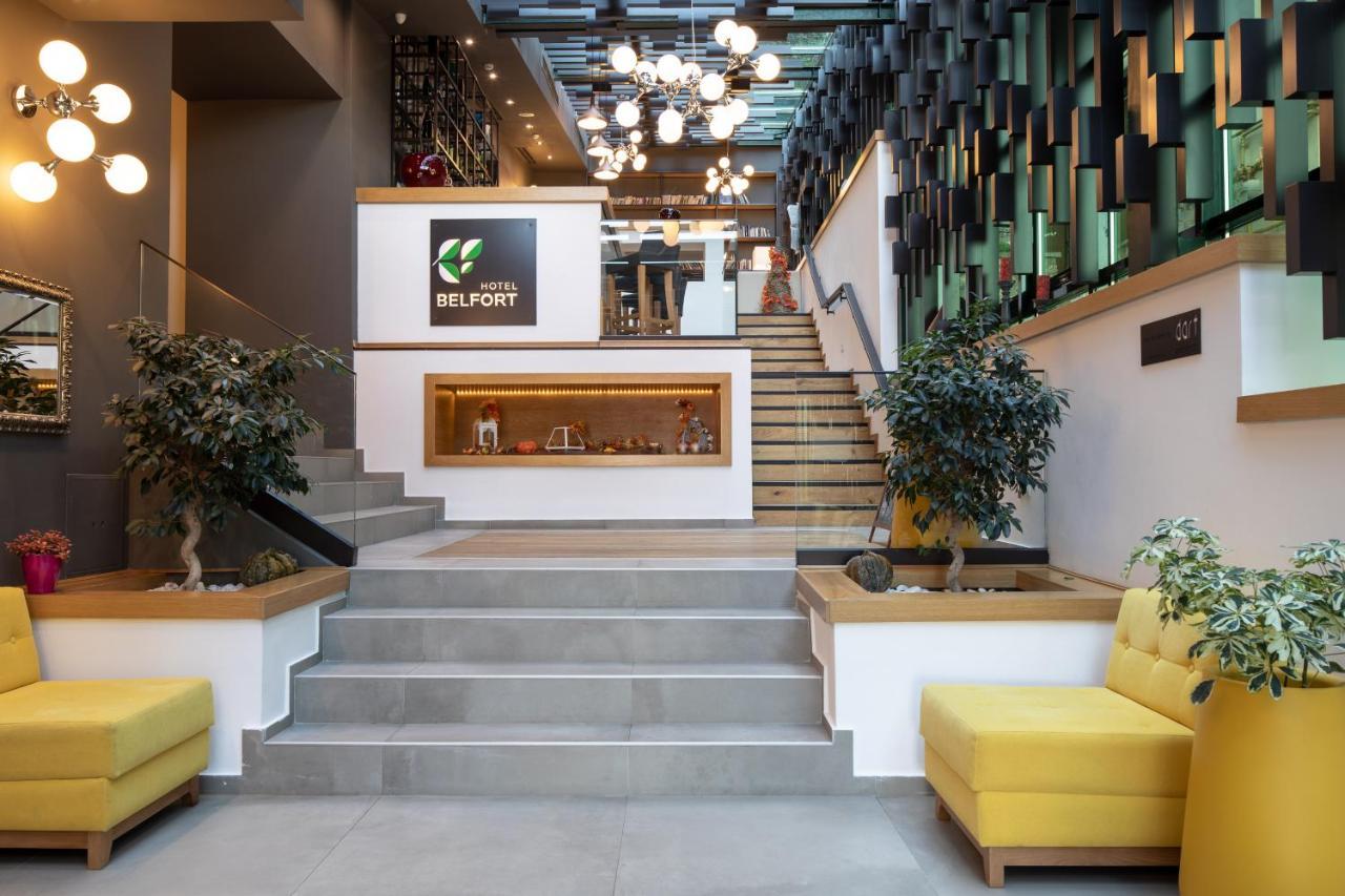 Belfort Hotel Brasov Bagian luar foto